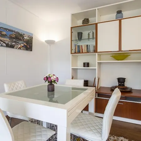 Milady - Welkeys Apartamento